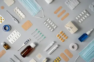 نمونه موضوع فعالیت شرکت دارویی